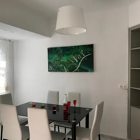 On Capitan Dema Apartamento