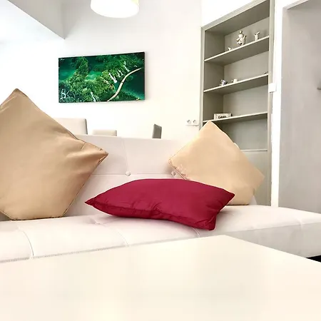 On Capitan Dema Apartamento
